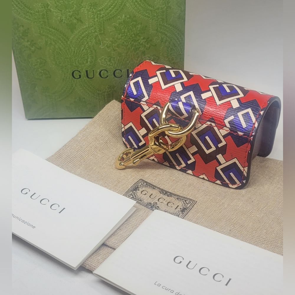 Sold ❌Gucci Rare Etiquette Bag Holder Full Inclusion